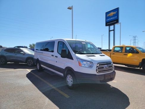 Used 2021 Ford Transit 350 XLT image 3