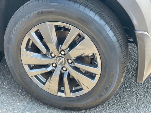 Certified 2022 Nissan Pathfinder SV AWD/4WD image 27