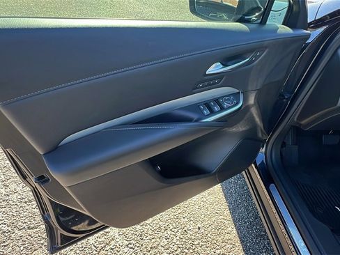 Used 2023 Cadillac XT4 Premium Luxury w/ Enhanced Visibility Package image 12
