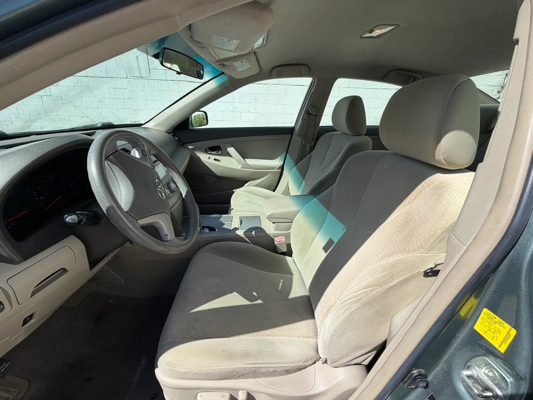 Used 2011 Toyota Camry LE FWD image 19