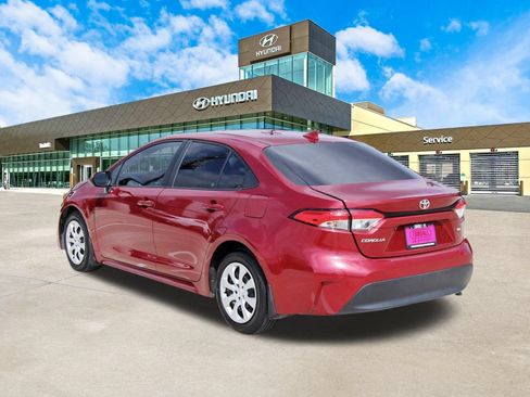 Used 2023 Toyota Corolla LE FWD image 8
