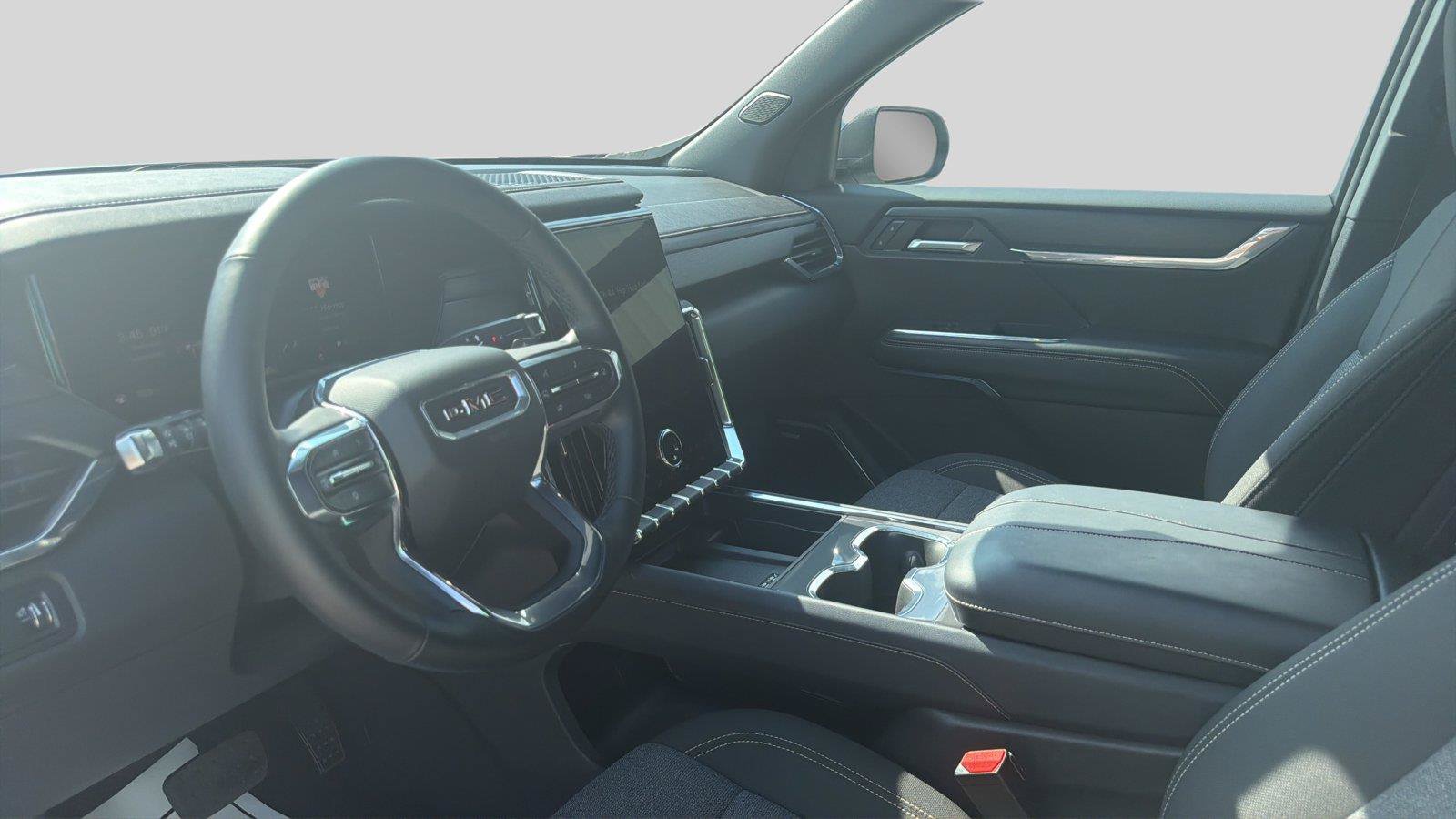 Used 2025 GMC Acadia Elevation FWD image 16