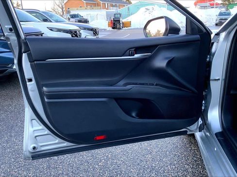 Used 2023 Toyota Camry SE image 22