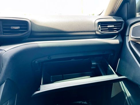 Used 2020 Ford Explorer XLT image 43