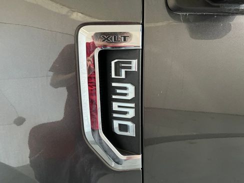 Used 2019 Ford F350 XLT w/ XLT Value Package image 36