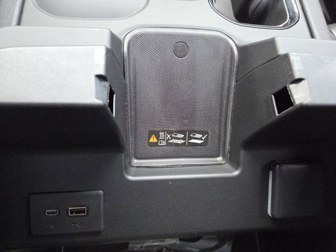 Used 2024 GMC Sierra 2500 AT4 w/ AT4 Premium Plus Package image 13