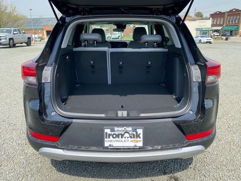 New 2026 Chevrolet TrailBlazer LT w/ LPO, Blackout Package FWD image 18