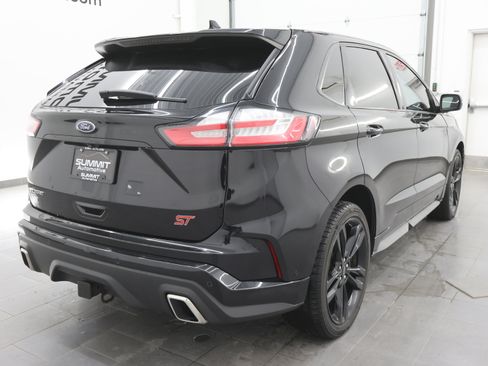 Used 2020 Ford Edge ST w/ Equipment Group 401A image 5