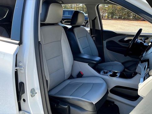 Certified 2020 GMC Terrain SLT image 26