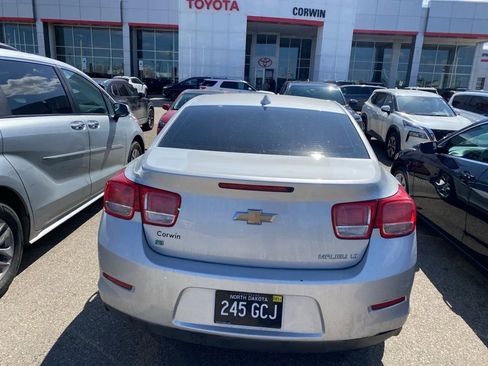 Used 2015 Chevrolet Malibu LT w/ Power Convenience Package image 4