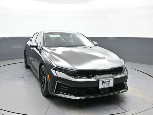 Used 2025 Kia K5 LXS image 3