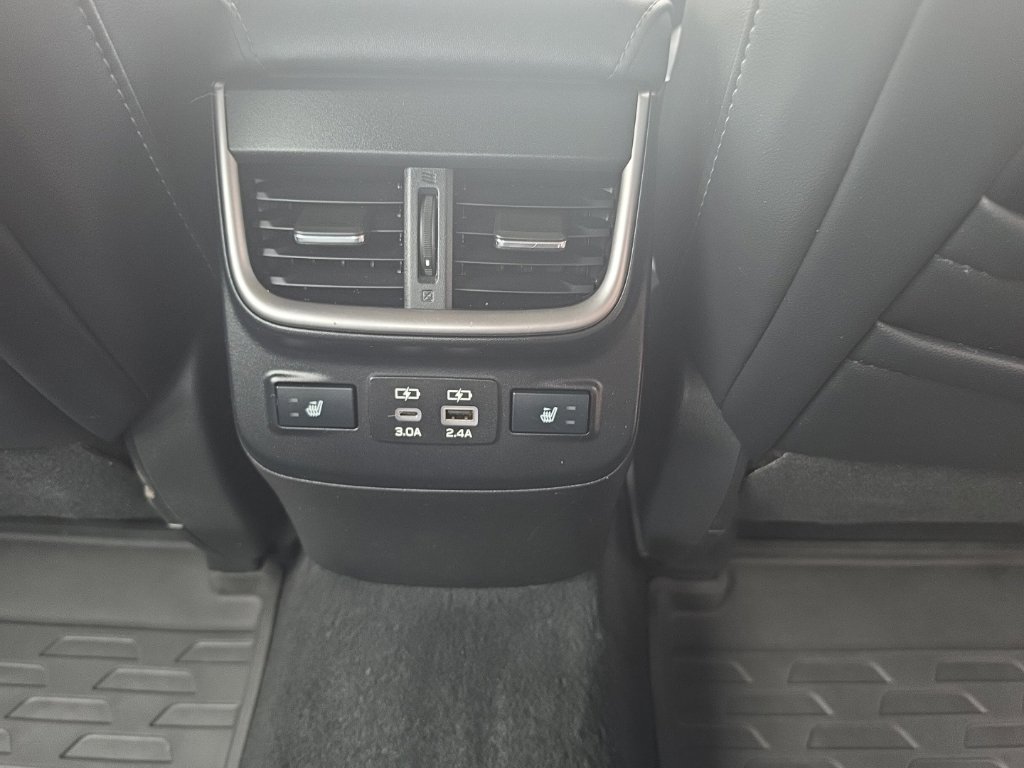 Used 2023 Subaru Legacy Limited AWD/4WD image 14