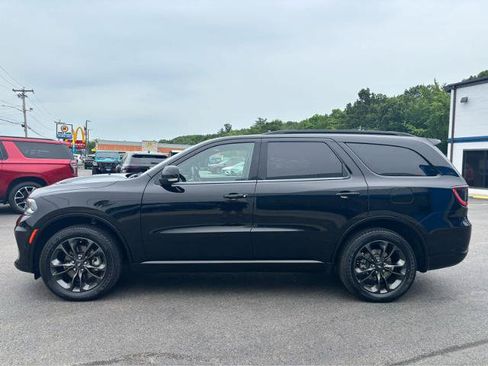 Used 2023 Dodge Durango GT AWD/4WD image 3