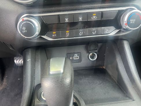 Used 2022 Nissan Sentra S w/ Trunk Package FWD image 15