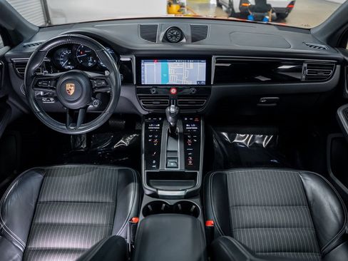 Used 2023 Porsche Macan T image 41