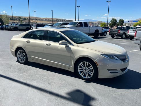 Used 2014 Lincoln MKZ Hybrid w/ Equipment Group 202A Reserve FWD image 5