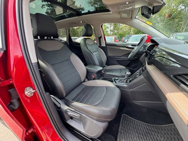 Certified 2022 Volkswagen Taos SEL w/ Panoramic Sunroof Package AWD/4WD image 26