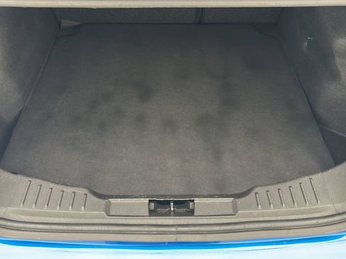 Used 2016 Ford Focus SE w/ SE Cold Weather Package FWD image 25