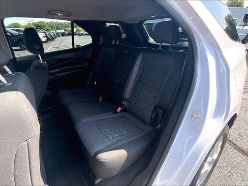 Used 2023 Chevrolet Equinox LT AWD/4WD image 14