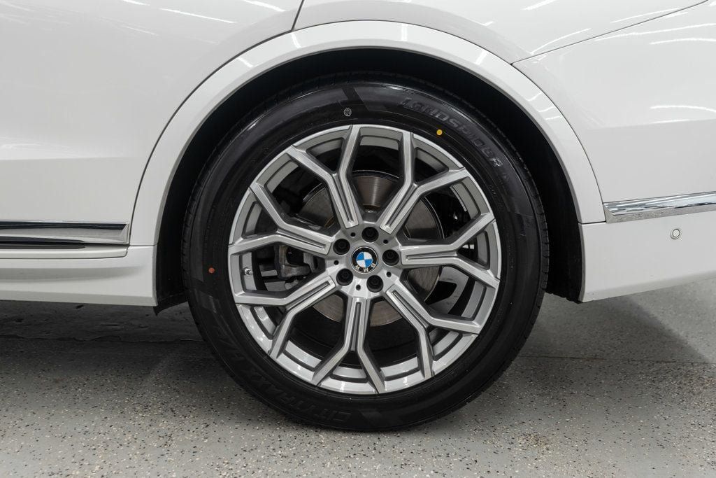 Used 2025 BMW X7 xDrive40i AWD/4WD image 48