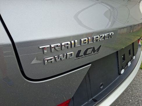 Used 2023 Chevrolet TrailBlazer LT w/ Convenience Package AWD/4WD image 30