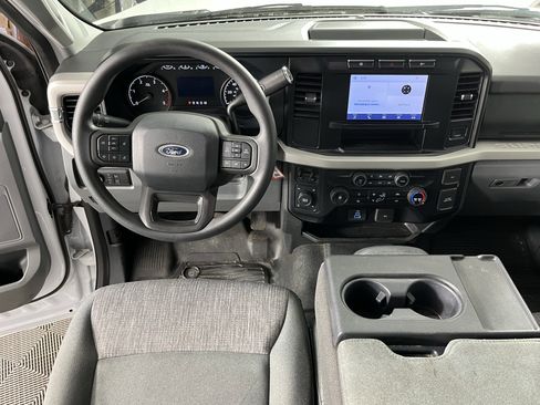 Used 2024 Ford F350 XLT image 10