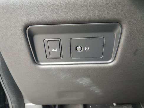 New 2026 Jaguar F-PACE R-Dynamic S image 25