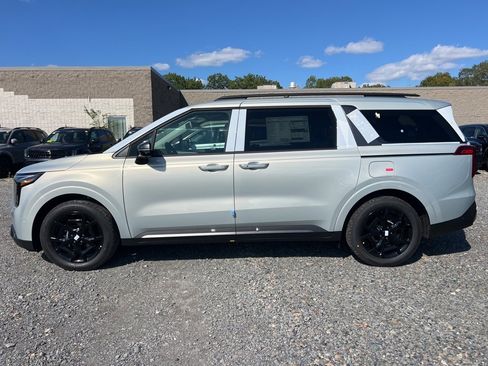 New 2026 Kia Carnival SX w/ SX Dark Edition Package image 2