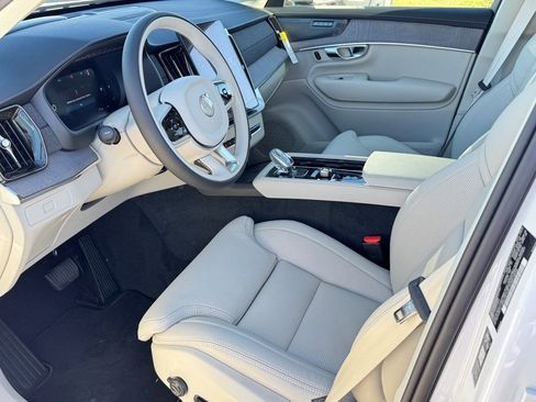 New 2026 Volvo XC90 B6 Ultra image 19