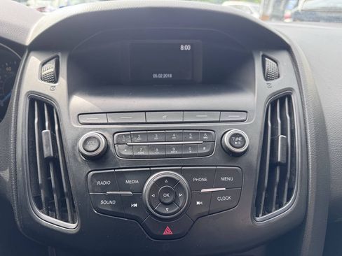Used 2018 Ford Focus S FWD image 25