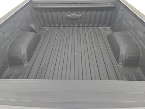 Used 2025 Chevrolet Silverado 1500 RST w/ Protection Package AWD/4WD image 32