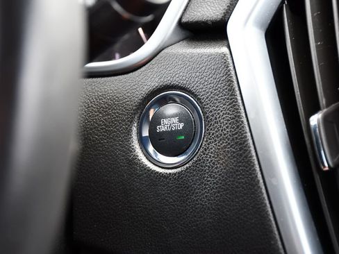Used 2015 Cadillac SRX Luxury w/ Driver Awareness Package AWD/4WD image 20
