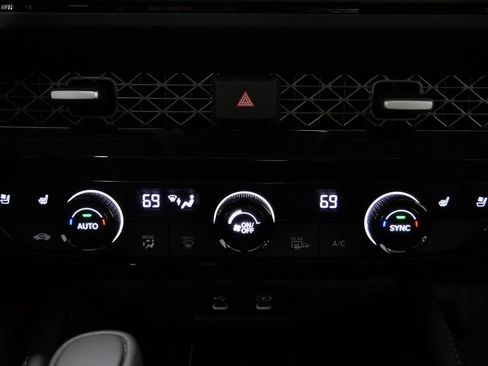 Used 2025 Honda Accord Touring image 19