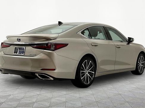 Used 2023 Lexus ES 350 w/ Premium Package FWD image 6