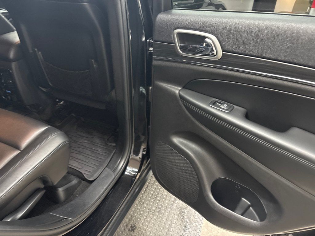 Used 2019 Jeep Grand Cherokee Limited RWD image 33