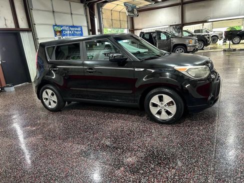 Used 2015 Kia Soul image 6