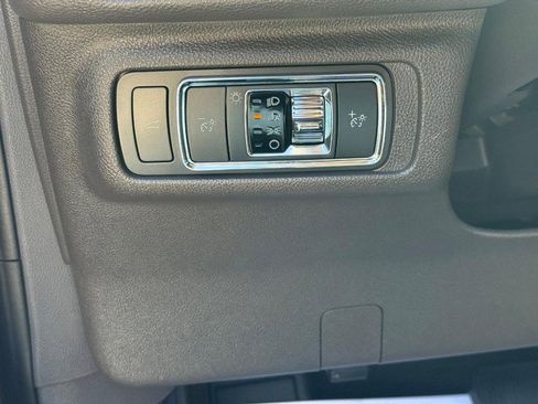 Certified 2022 Lincoln Corsair FWD w/ Equipment Group 101A image 22