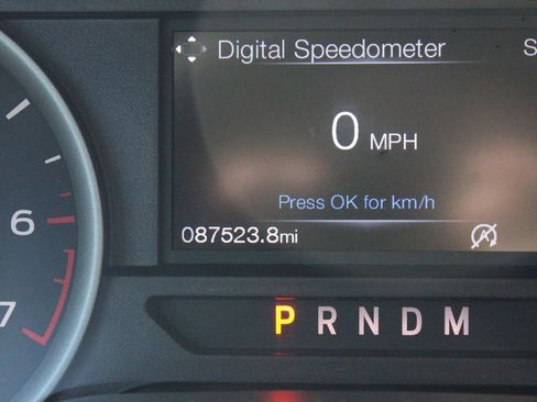 Used 2019 Ford F150 XLT w/ Equipment Group 302A Luxury image 3