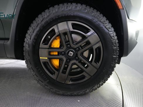 Used 2023 Rivian R1S Adventure Quad AWD/4WD image 20
