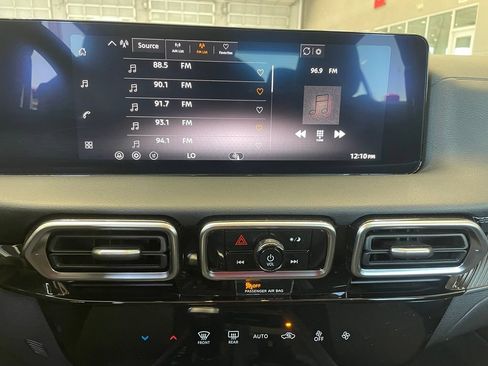 Used 2026 Nissan Sentra SV w/ Floor Mat Package FWD image 15