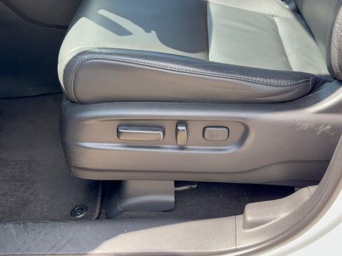 Used 2022 Honda Pilot Special Edition image 16