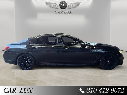 Used 2021 BMW 740i w/ M Sport Package RWD image 6