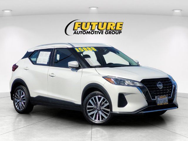 Certified 2023 Nissan Kicks SV FWD image 1