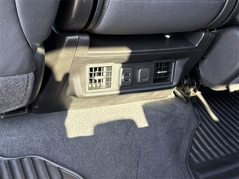 Used 2021 Chevrolet Silverado 1500 RST w/ Z71 Off-Road Package image 12