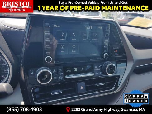 Used 2022 Toyota Highlander XLE AWD/4WD image 25