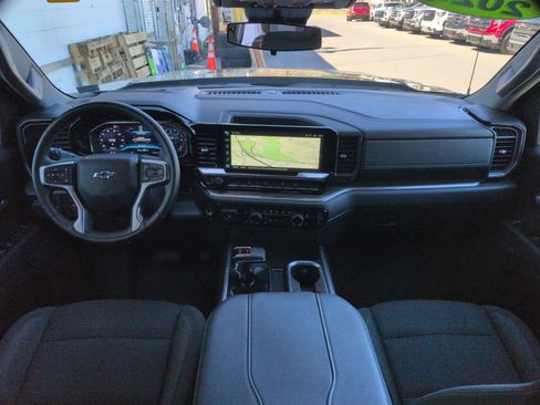 Used 2024 Chevrolet Silverado 1500 RST image 9