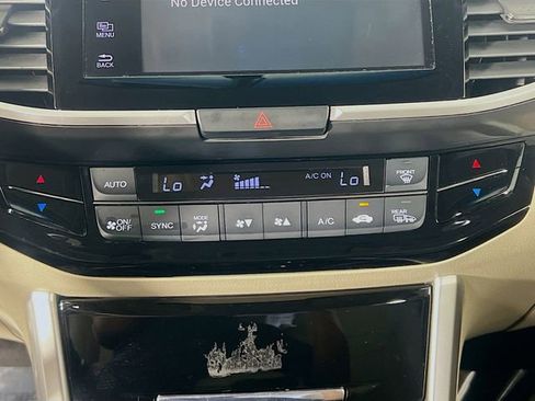 Used 2016 Honda Accord EX-L image 23