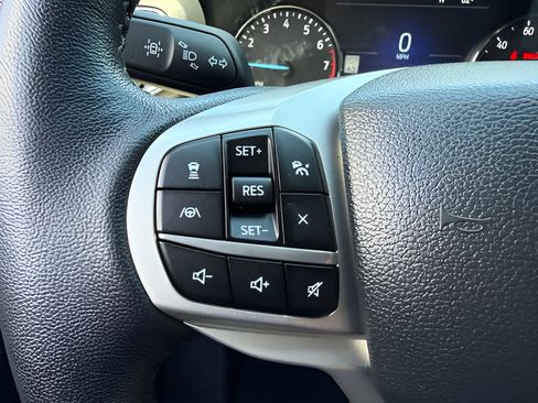 Used 2023 Ford Explorer XLT w/ Equipment Group 202A AWD/4WD image 20