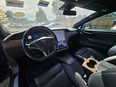 Used 2020 Tesla Model S Long Range Plus AWD/4WD image 3
