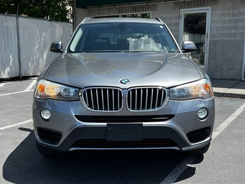 Used 2017 BMW X3 xDrive28i AWD/4WD image 2